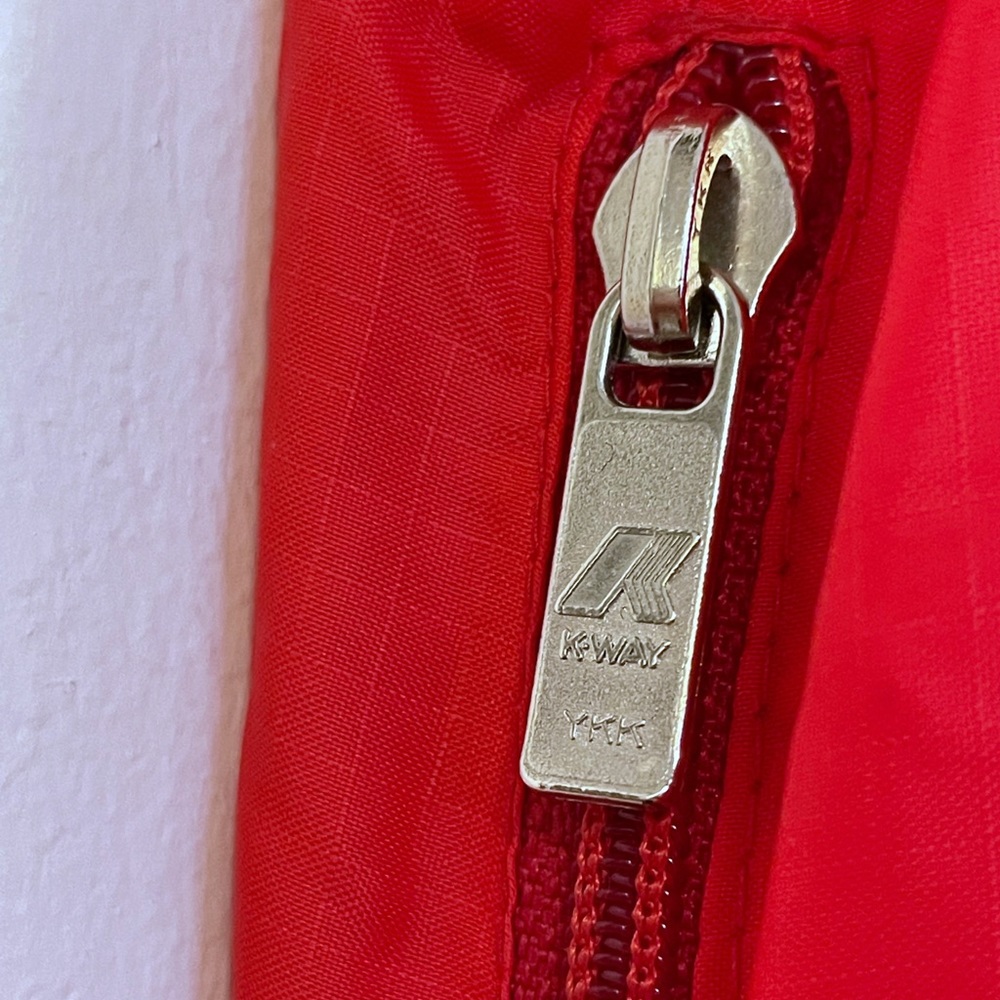 NWT deadstock K-WAY outer vest in red - Picture 4 of 13